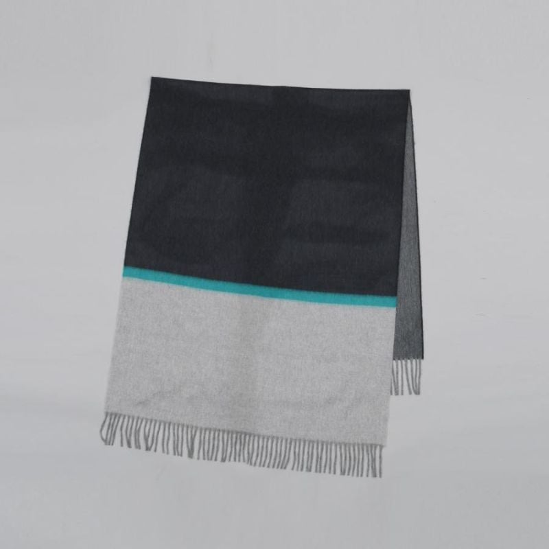 BEGG x Co. ARRAN BORDERLAND STOLE GRANITE TL  