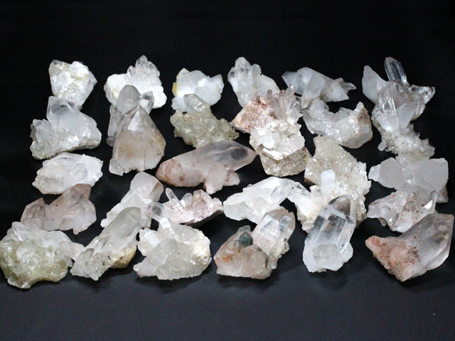 ヒマラヤ水晶クラスター・3A 30個セット（1，8～1，9kg）