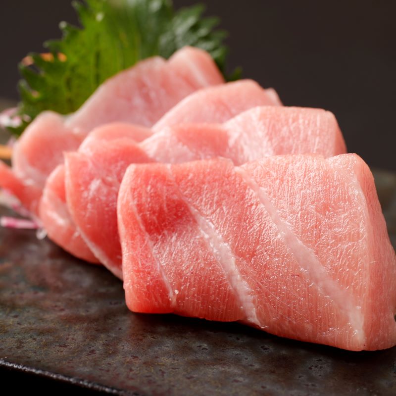 宮城県塩釜産天然本マグロ＜刺身＞３種食べ比べセット （各４切）+ひしほ醤油２袋付　生食用・冷凍