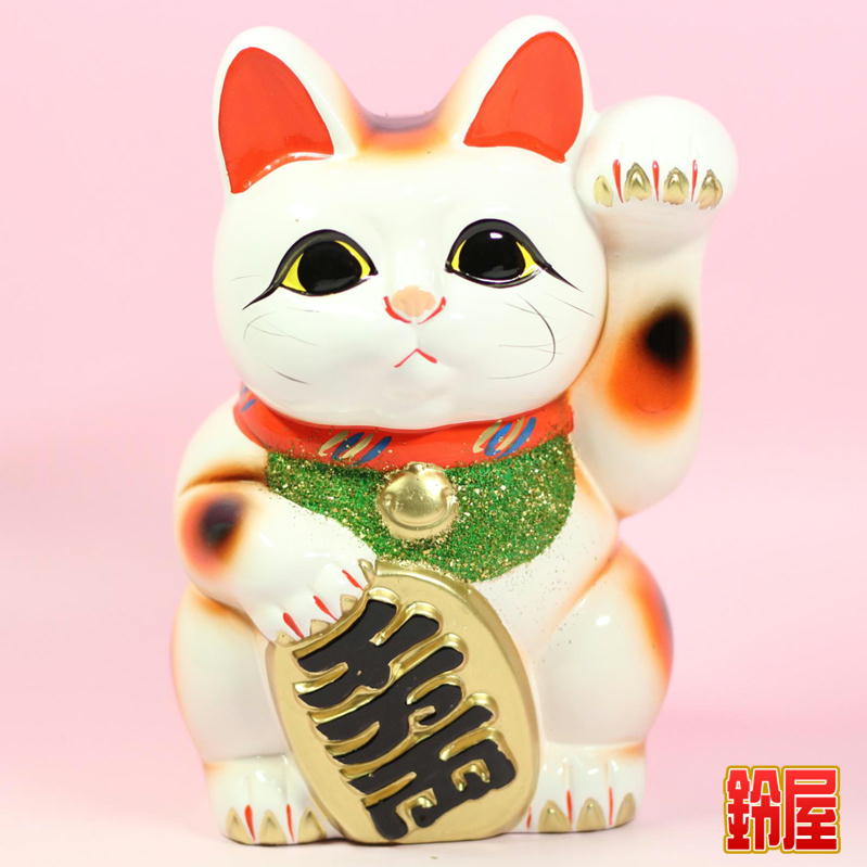 白色の左手上げ招き猫の置物を販売｜常滑招き猫の通販サイト