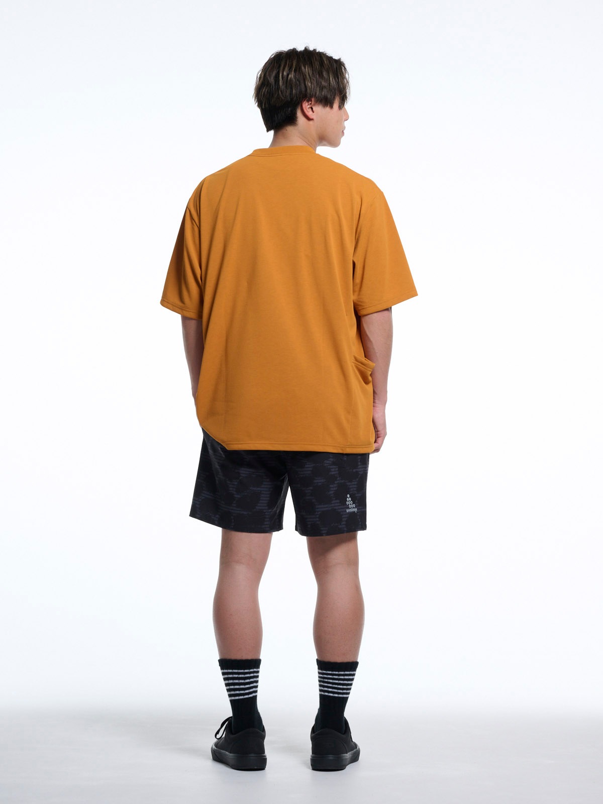 8_000000002046.jpg?1681370684