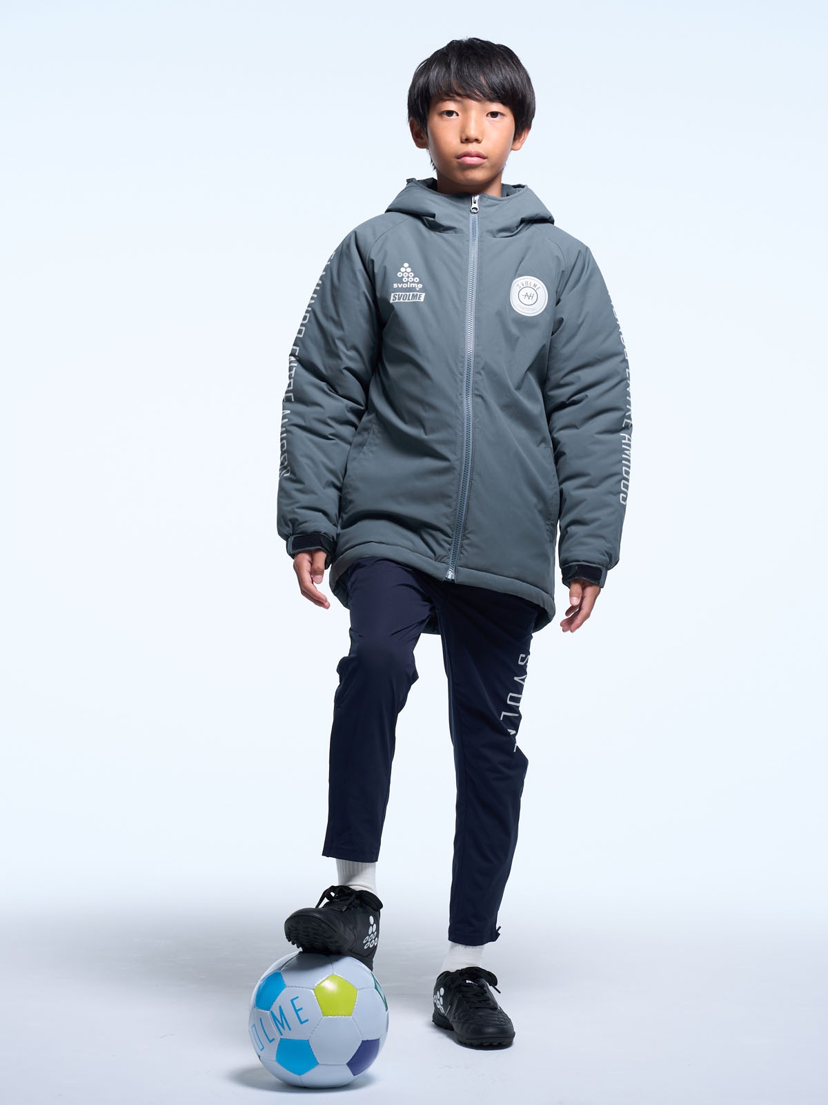 スボルメ　ハーフコート SVOLME（スボルメ） 発熱中綿ハーフコート 大人用 サッカー フットサル