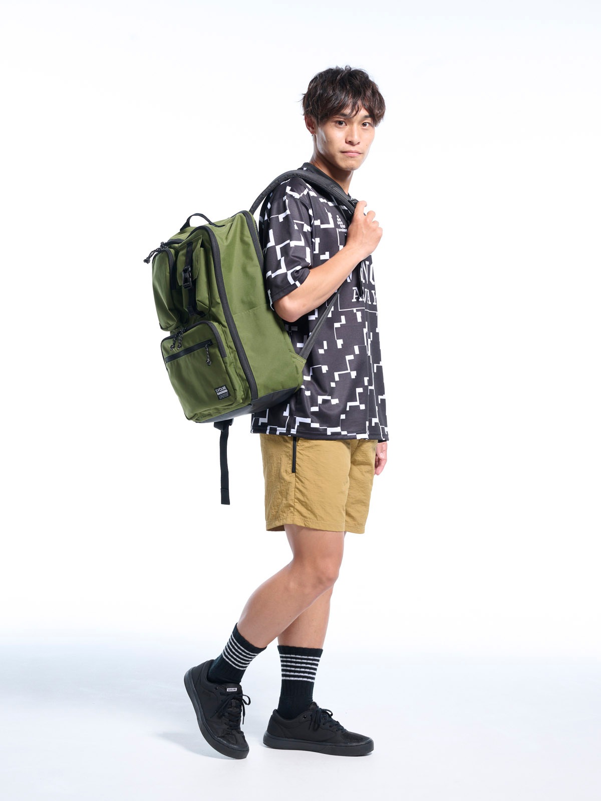 muva 可愛い スモールバックパック マルチポケット マルチポケットバックパック25L<br>(2カラー) アクセサリー