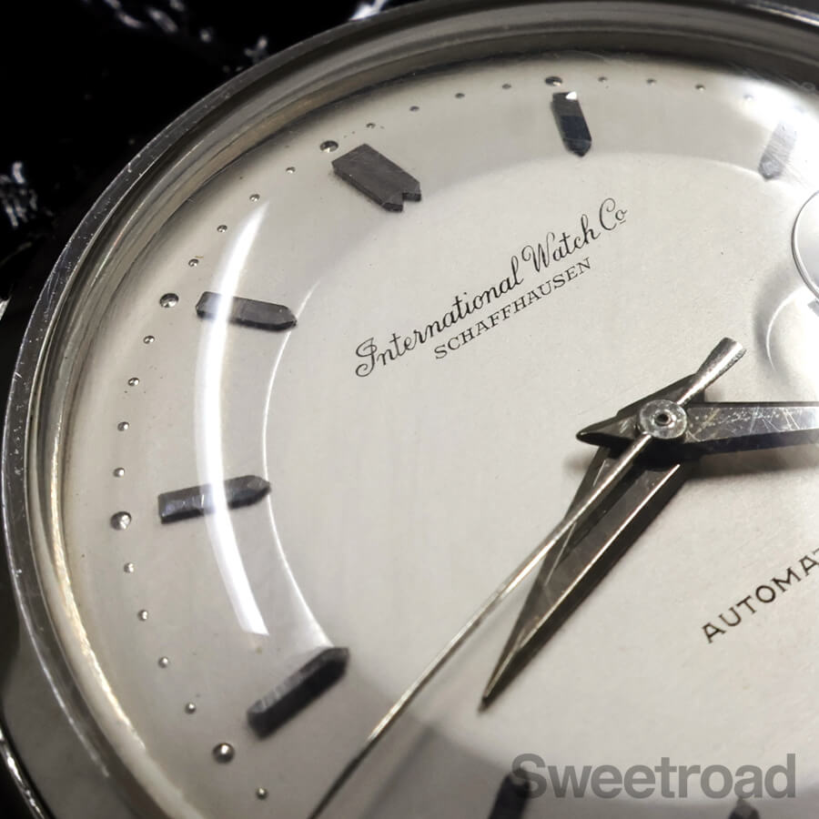 IWC シャフハウゼン 寄り目デイト 1957年製 | スイートロード