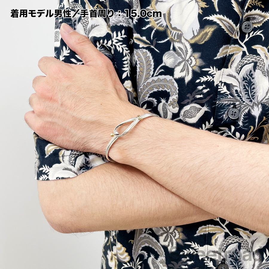 最終値下げ Tiffany & Co. フックデザイン バングル 最終値下げ Tiffany & Co. フックデザイン バングル