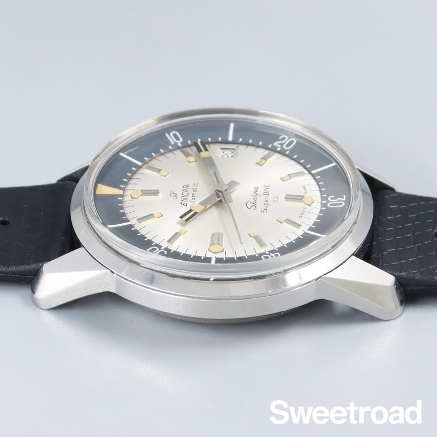 ★Swiss創業1854年老舗名門★ENICAR★1960年代21石金機械稼働❣️ エニカ ENICAR ウルトラソニック ホワイト×ゴールドの変わり文字
