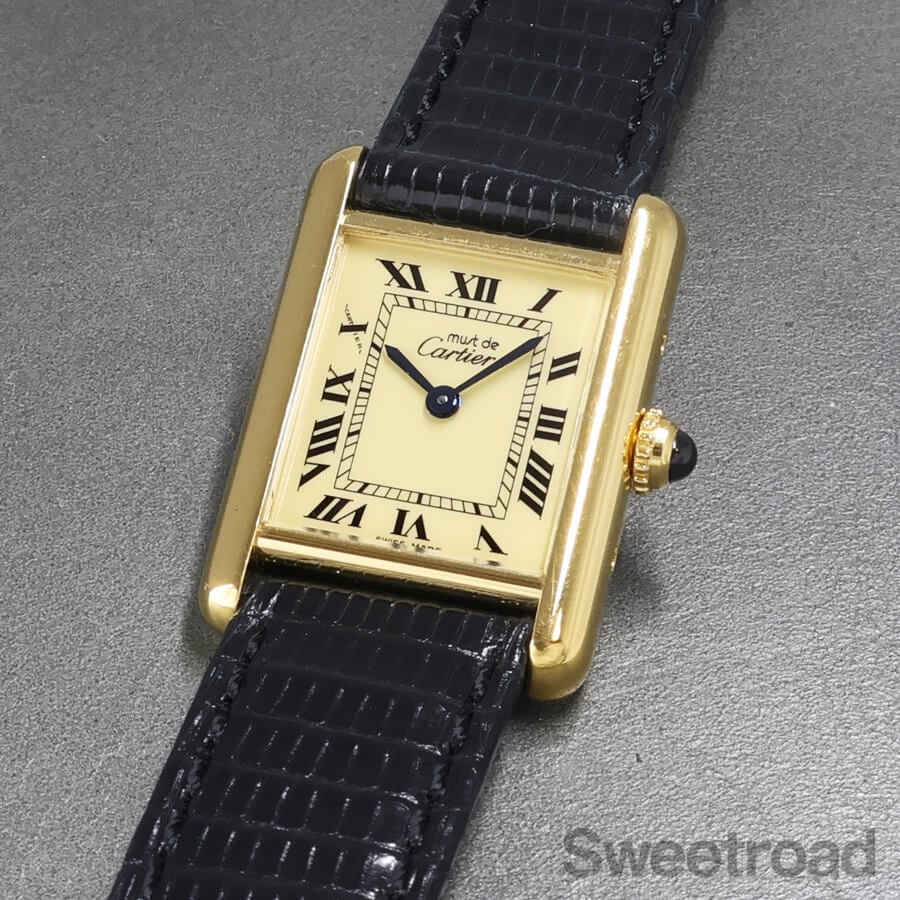 最終値下げ カルティエ マストタンクSM 5057001 クォーツ オマケ付き カルティエ マストタンク Ref.5057001 SMサイズ クォーツ | スイート