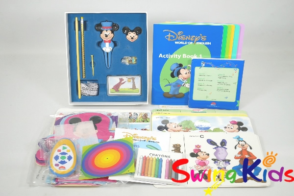 メインプログラム 2018年購入 未開封多 DWE ディズニー英語システム ワールドファミリー【20260303321】