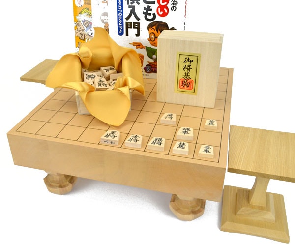 木製将棋入門セット 銀(新桂2寸足付将棋盤・白椿上彫駒・駒台・将棋入門本)