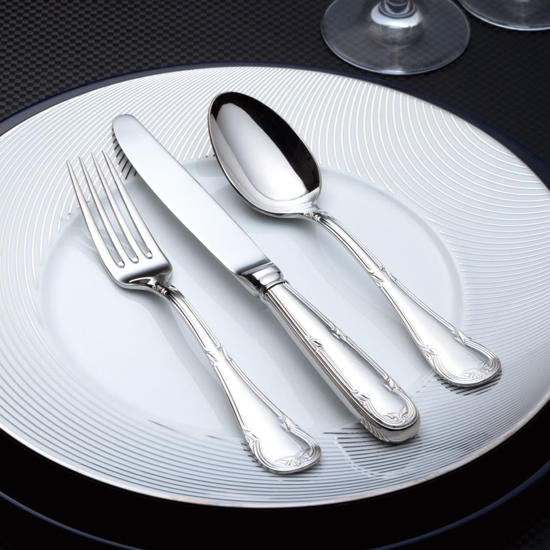 ORSAY(ｵﾙｾ)ディナーカトラリーセット 桐箱入