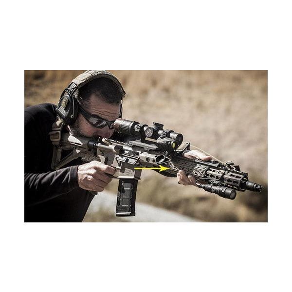 実物 Knight's Armament (KAC) ナイツ マガジンキャッチ