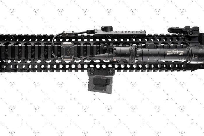 Strike Industries MADBULL Stacked Angled Grip �����֥�ޥͥ����� �ԥ��ƥ��ˡ� FDE