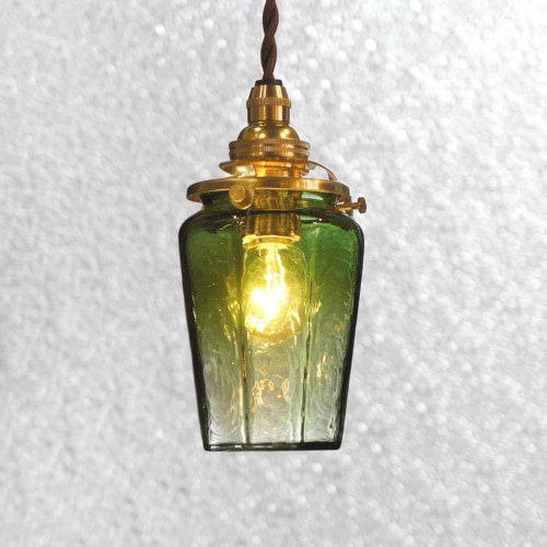 安土草多ペンダントライト照明〜八角瓶、緑色透き被せ。美品 安土草多ペンダントライト照明〜八角瓶、緑色透き被せ。美品 予約注文】