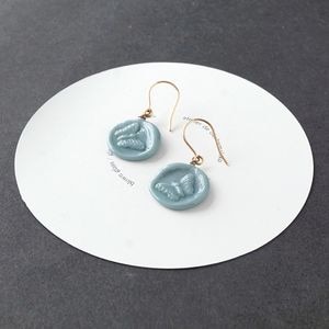 オカベマキコ しゃぼんの実 ピアス オカベマキコ しゃぼんの実 ピアス オカベマキコ｜しゃぼんの実