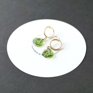 オカベマキコ しゃぼんの実 ピアス オカベマキコ(アクセサリー) | 趣佳[syuca.jp] オンライン
