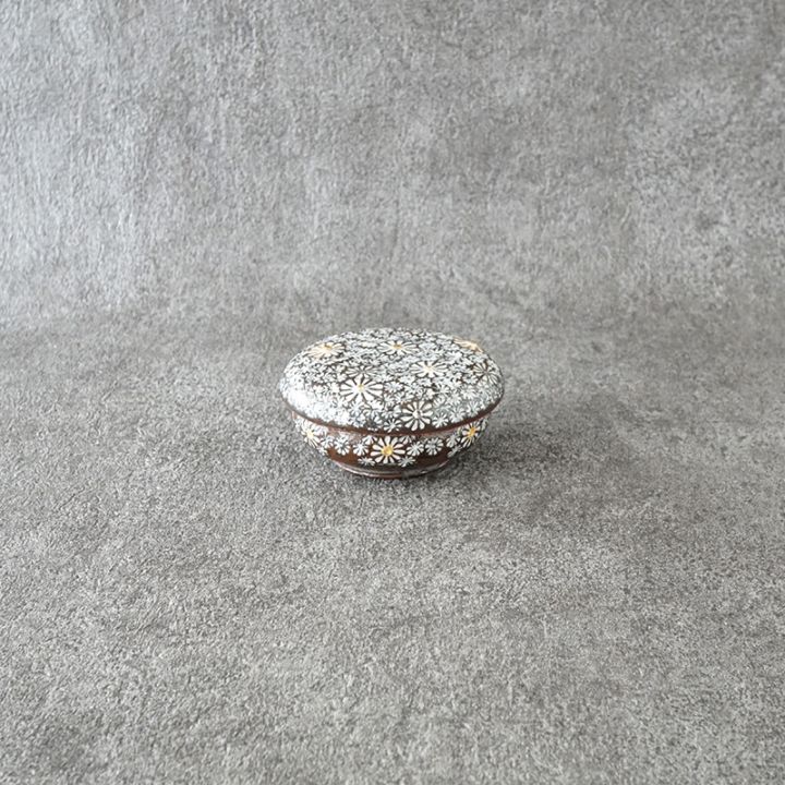 原稔｜金彩三島 掛分 小さな蓋物 | 趣佳[syuca.jp] オンラインショップ