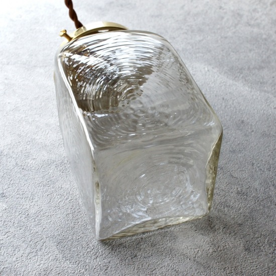 ������¿�åڥ����ȥ饤�� [E17] ���� ����