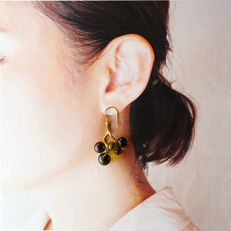 オカベマキコ　しゃぼんピアス オカベマキコ｜しゃぼんの実の耳飾り イヤリング | 趣佳[syuca.jp