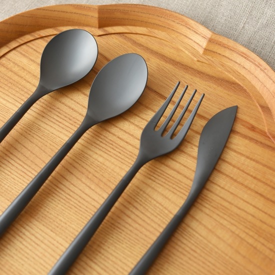 ZIKICO��SUMU Dinner Knife Black