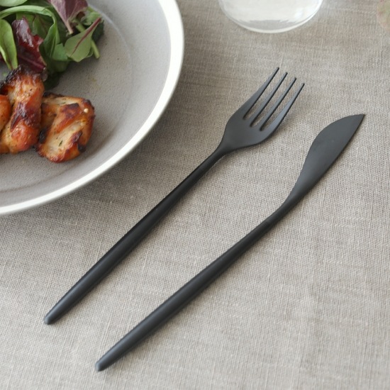 ZIKICO��SUMU Dinner Knife Black