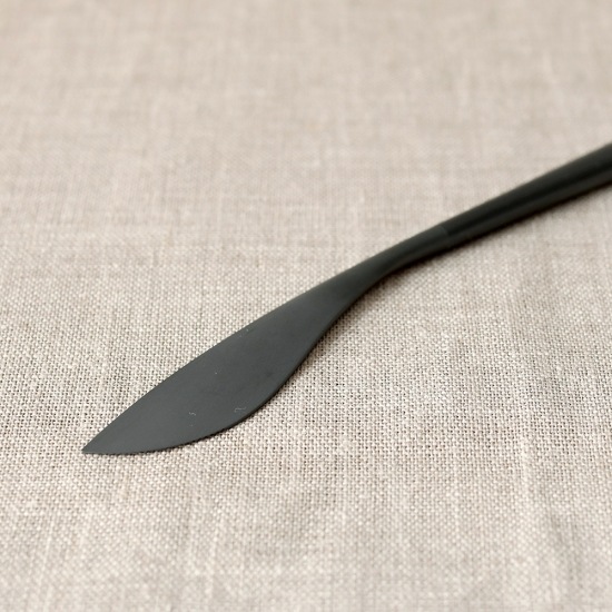 ZIKICO��SUMU Dinner Knife Black