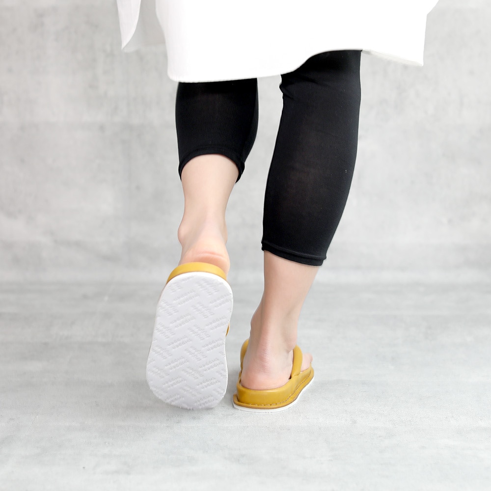 trippen��Zori olive