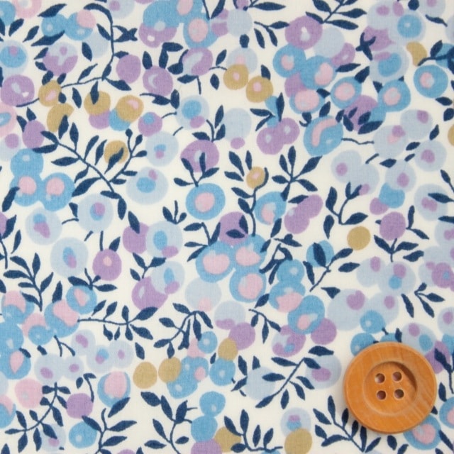 【国産/サンドウ限定販売色】リバティプリント タナローン449（Wiltshire ウィルトシャー）クラシックパープル【3339009・E】