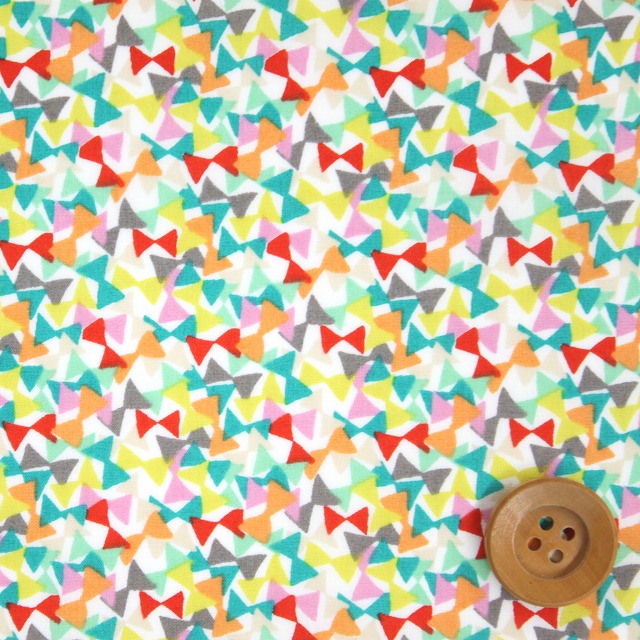 【サンドウ限定復刻色】リバティ・ファブリックス タナローン（Fluttering フラッターリング）レッド＆グリーン【17-3637199・17A】