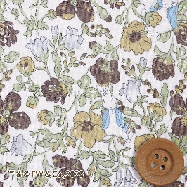 ピーターラビット（TM）× リバティプリント タナローン（Peter Meadow ピーター・メドゥ）ブラウン＆グリーン【DC32969・J23B】