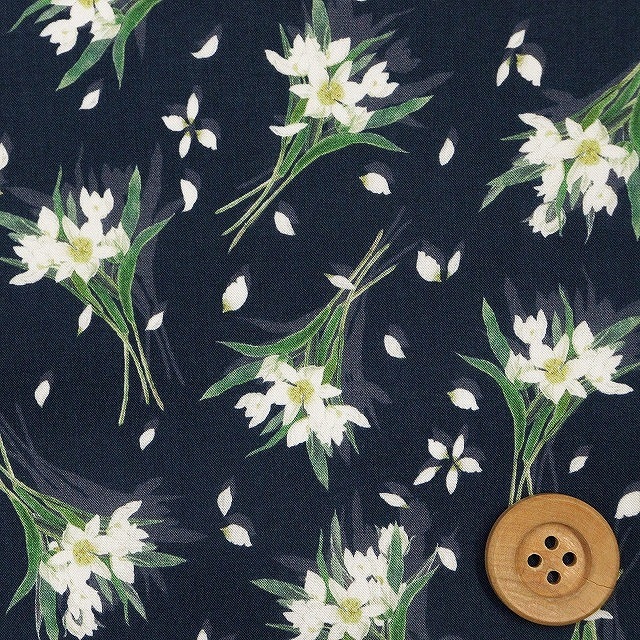 リバティプリント タナローン（DANCING PETALS ダンシング・ペタルス）ダークネイビー【3636420・C】