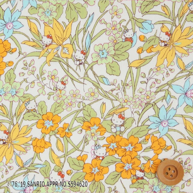 【サンドウ限定復刻色】ハローキティ×リバティ・ファブリックス タナローン（Floral Harvest フローラル・ハーベスト）イエロー【DC29968・J19B】