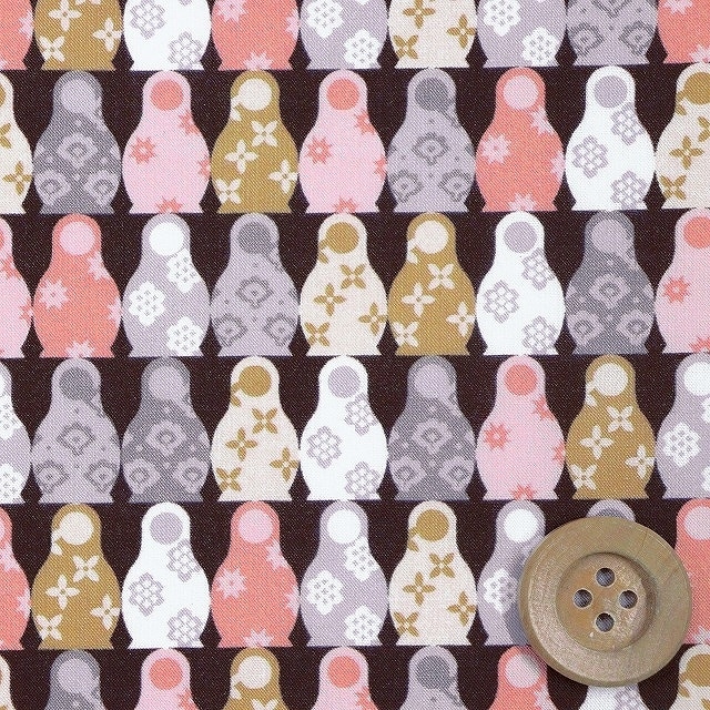 【セール対象商品】リバティプリント タナローン（Russian Doll ロシアン・ドール）ピンク＆ブラウン【DC30642・J20A】