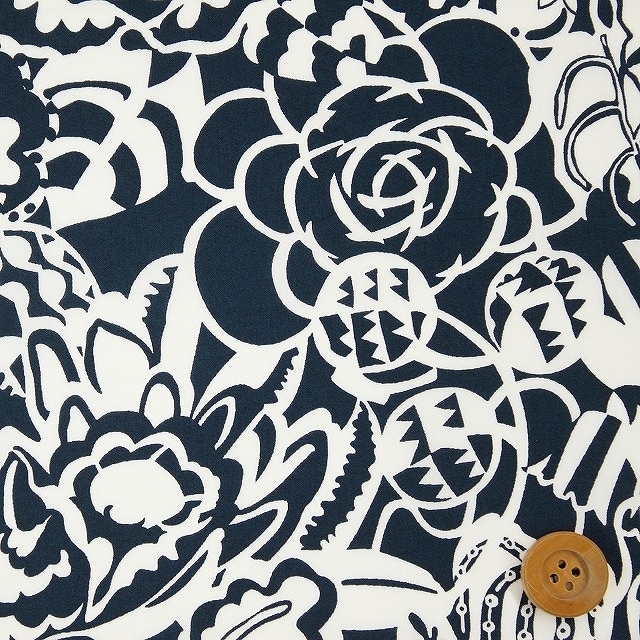 リバティプリント タナローン（Mono Gatsby モノ・ギャッツビー）ネイビー【18-3638218・18AT】