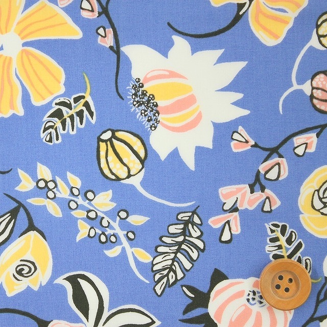 リバティプリント タナローン644（Winter Floral ウィンター・フローラル）ブルー【3637271・17B】