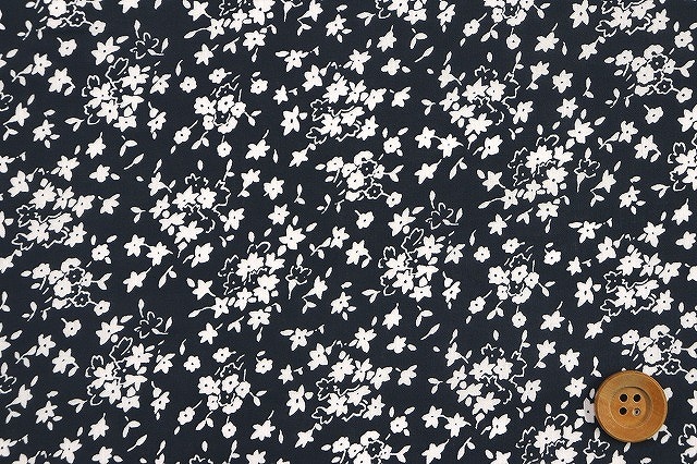 リバティプリント タナローン（Altona アルトナ／ネイビー地）50cm