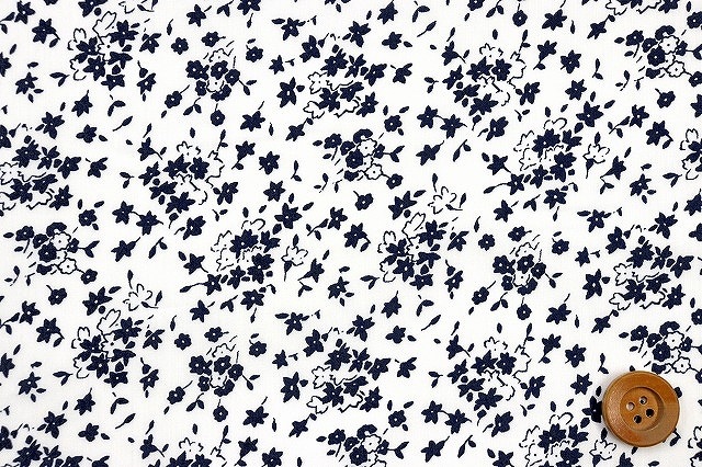 リバティプリント タナローン（Altona アルトナ／オフホワイト地）50cm