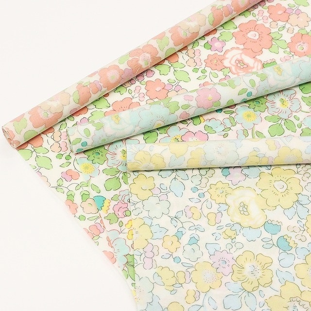 ◎リバティプリントお試しセット◎リバティプリント【ラミネート加工】カットクロス3枚セット（Betsy/(スモーキーカラー））
