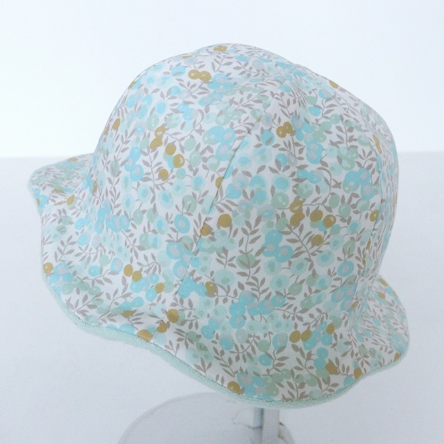 リバティ・ファブリックス タナローン生地で作る ベビー用 チューリップハット【キット】