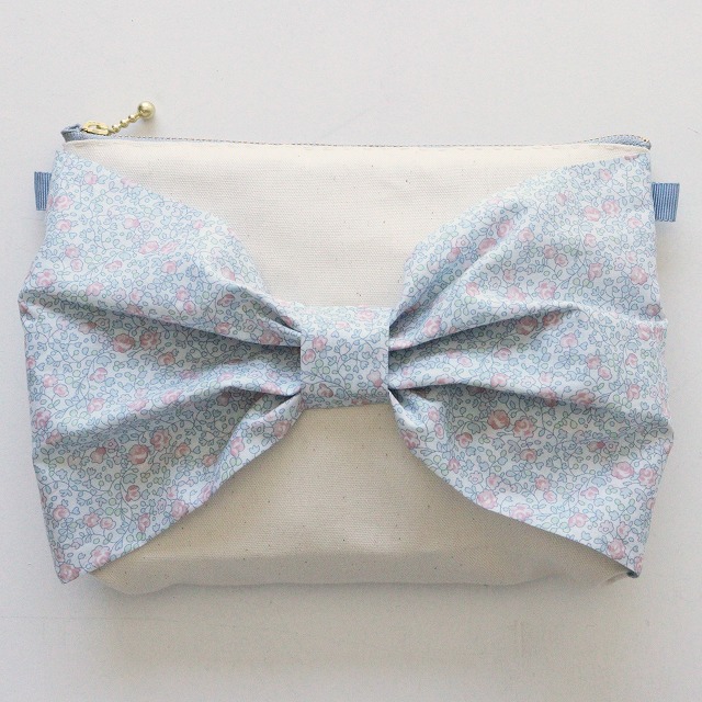 ◎リバティプリントタナローン生地で作る◎フロントリボンのポーチ【キット】