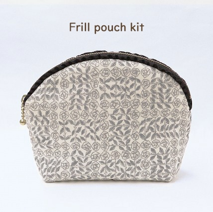 ◎Newバリエーション◎リバティプリントで作る◎フリルがかわいいポーチ【キット】