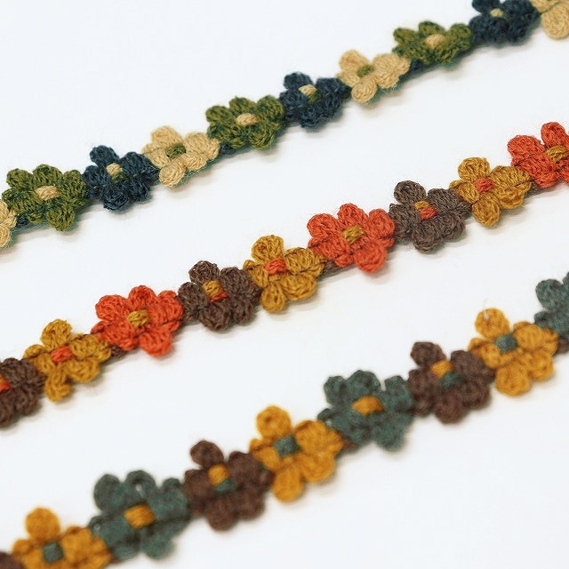 モチーフテープ（2）【約15mm巾】グリーン＆ベージュ【K-069・12】【50cm以上10cm単位】