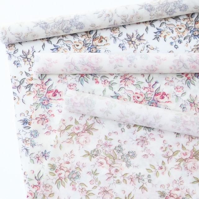 ◎リバティ・ファブリックスお試しセット◎【ラミネート加工】『Love Posies』カットクロス３枚セット【サンドウ限定柄】