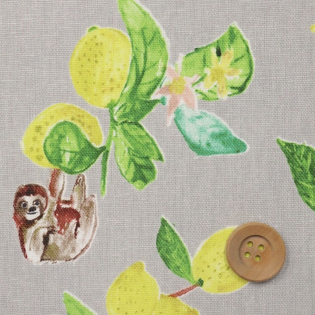 Paper message　レモンとなまけもの／グレー地【綿麻キャンバス】