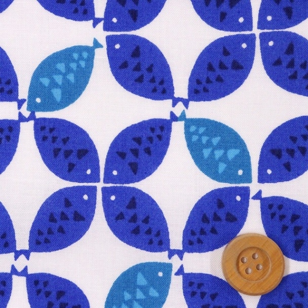 さかな七宝柄／オフホワイト＆ブルー【スケア生地】