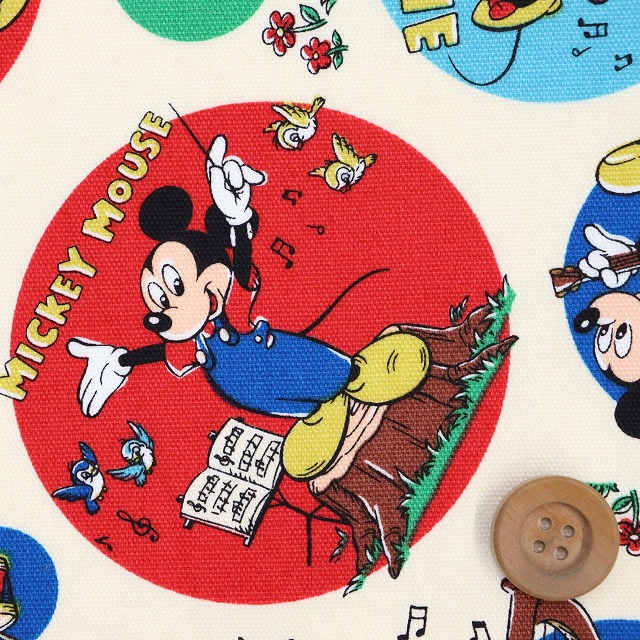 Disney2025 BTSシリーズ　ミッキー＆フレンズ　レトロ柄／生成【オックス生地】