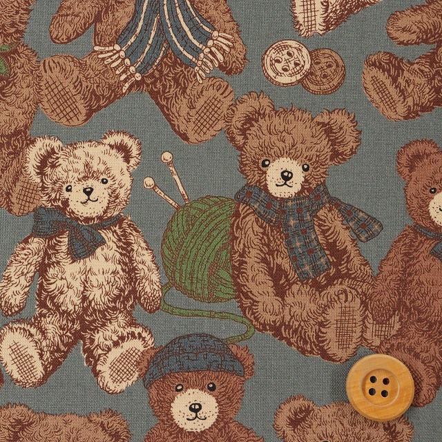 テディベア柄 Good old days／ブルー【シーチング生地】