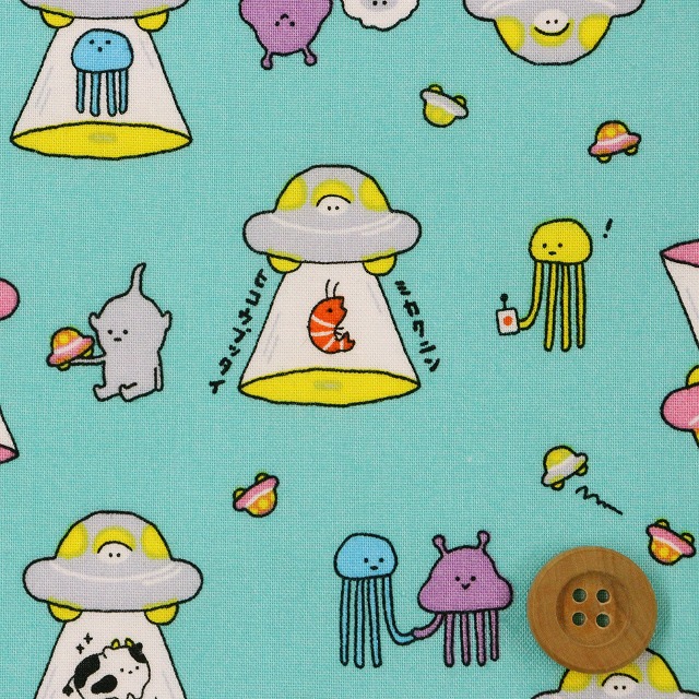 ミステリー　ミカクニンヒコウブッタイ／ライトブルー【シーチング生地】