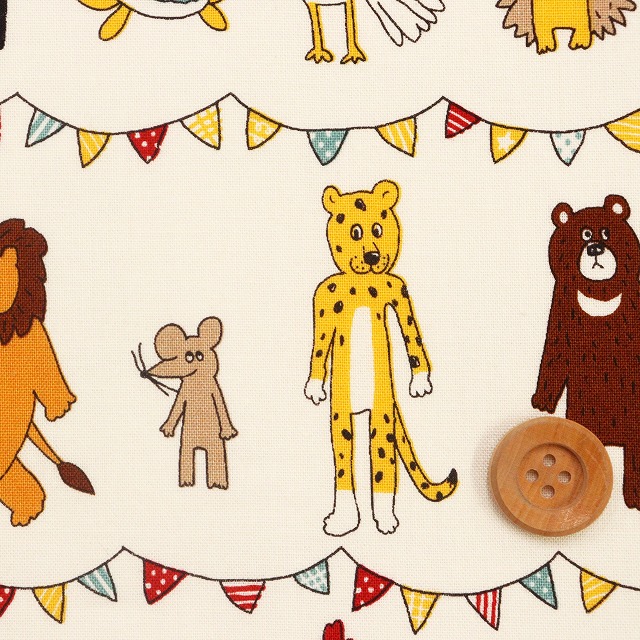 ＜KUSUTTO＞クスッとアニマルズ／オフホワイト【シーチング生地】