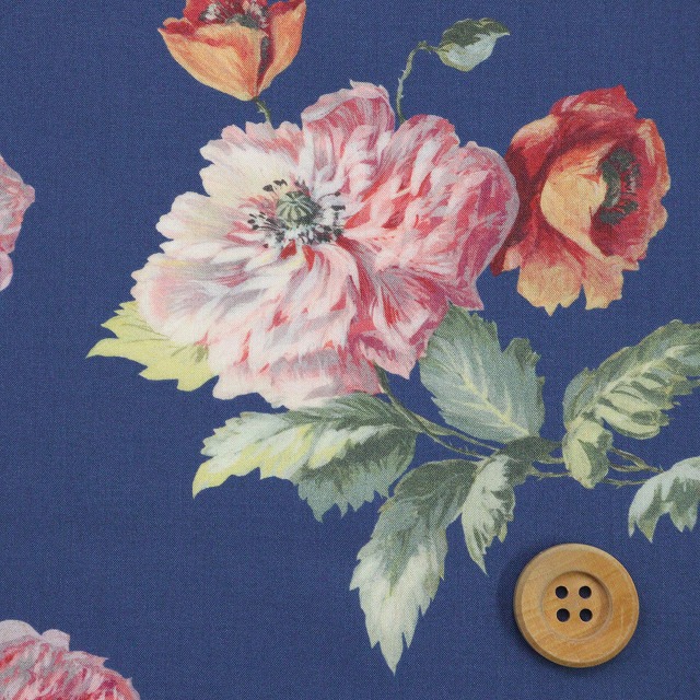 リバティ・ファブリックス タナローン（Regency Peony リージェンシー・ピオニー）ブルー地【26-36361009・26AU】