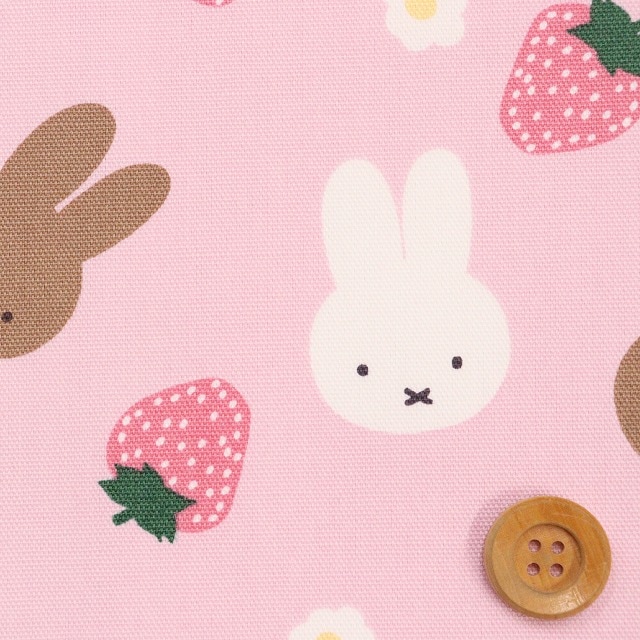 ミッフィー　イチゴ柄／ピンク【オックス生地】